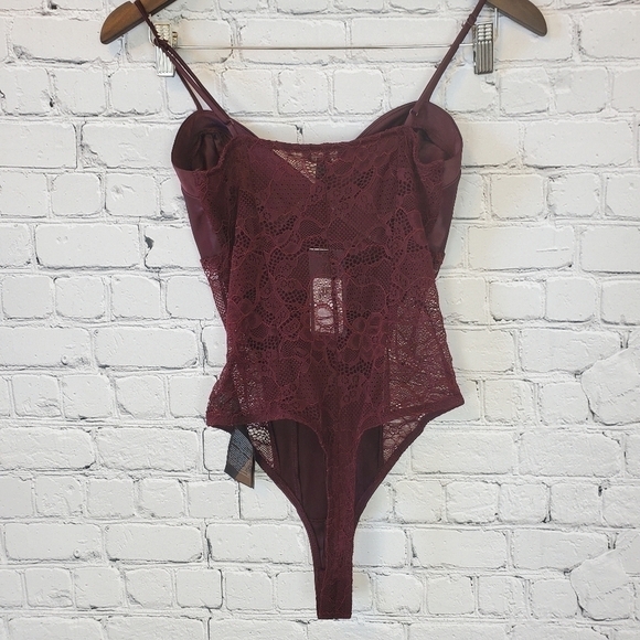GUESS Lory Mix Bodysuit Sz. XS Cherry Wood* Final Sale!* - Picture 8 of 10